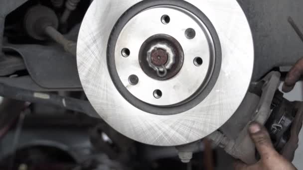 Bremsbeläge Und Bremsscheiben Auto Reparaturservice — Stockvideo