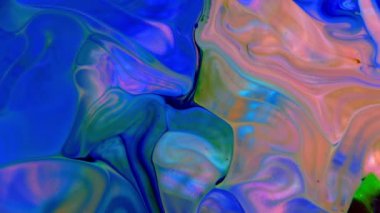 Renkli Kaos Mürekkebi Sıvı Türbülans Hareketinde Yayıldı 