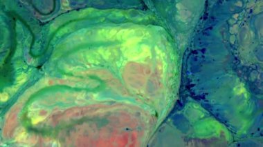 Renkli Kaos Mürekkebi Sıvı Türbülans Hareketinde Yayıldı 