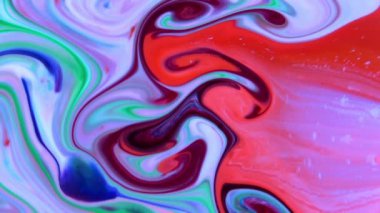 Renkli Kaos Mürekkebi Sıvı Türbülans Hareketinde Yayıldı 