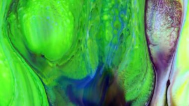 Renkli Kaos Mürekkebi Sıvı Türbülans Hareketinde Yayıldı 