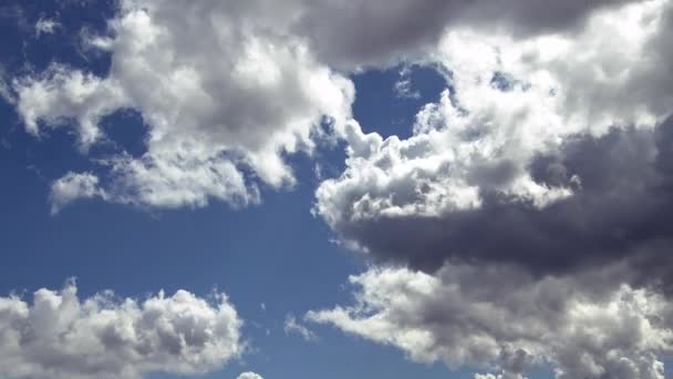 Primavera Abril Nuvens Chuva Movimento Céu Filmagem — Vídeo de Stock