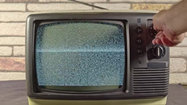 Vintage Analogique Vieux Modèle Télévision Manuel Canal Recherche — Video