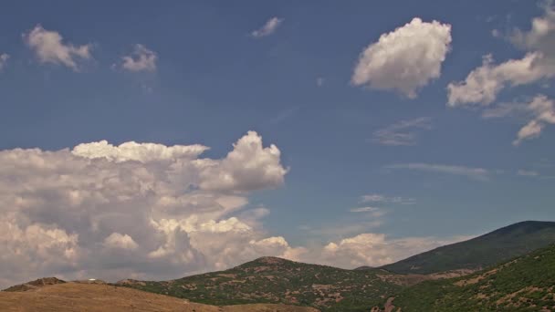 Güzel Yaz Yağmuru Steppe Dağları Bulutları Görüntüsü — Stok video