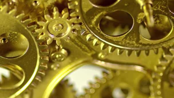 Golden Old Vintage Gears Mechanism Fungerar Zoom Nära Håll — Stockvideo