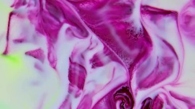 Fırıl fırıl dönen boyalar renkli kıvrımlı katmanlar oluşturuyor. Bu klip, reklamlar, sunumlar, raporlar, müzik videoları, web siteleri, mobil uygulamalar ve daha fazlası gibi projeler için arka plan olarak kullanılabilir..