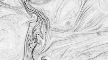 Bu gri tonlu boya dokusu ince tonsal kaymalarla rafine edilmiş bir yüzey sunuyor, minimal tasarım ve profesyonel markalaşma görselleri için ideal..