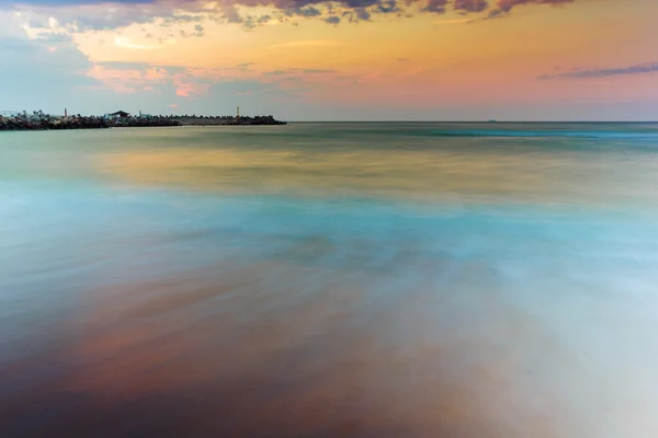 Amazing sunrise at the seaside — Stock Photo, Image