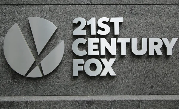 21st Century Fox logo in New York — Stockfoto