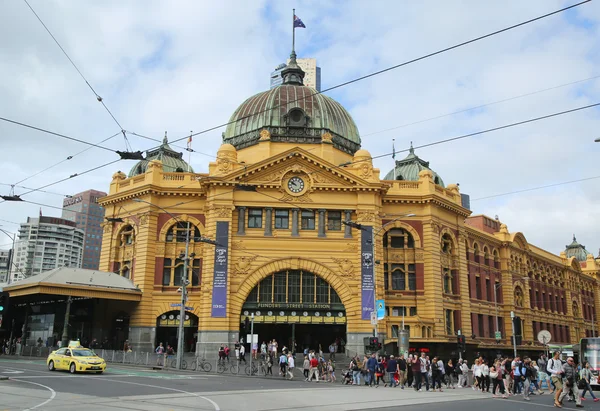Icónica estación de tren de Flinders Street en Melbourne — Foto de Stock