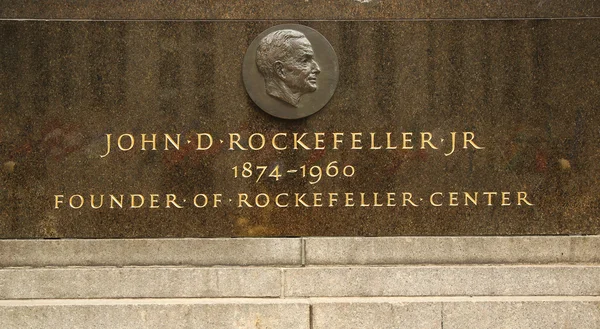 John D. Rockefeller, Jr. pamětní deska v Rockefellerově centru — Stock fotografie