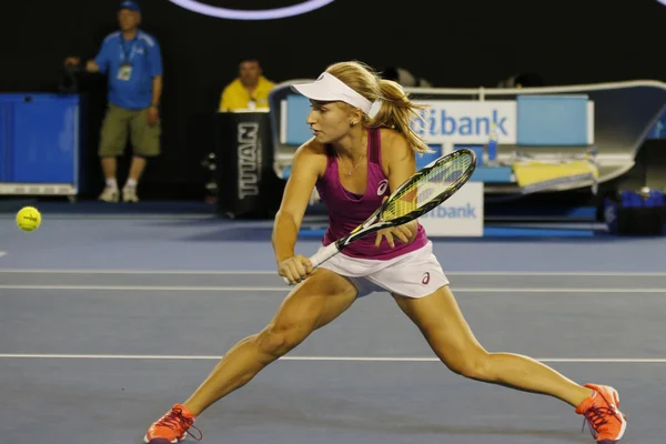 Joueur de tennis professionnel Daria Gavrilova d'Australie en action lors de son match de la quatrième ronde à l'Open d'Australie 2016 — Photo