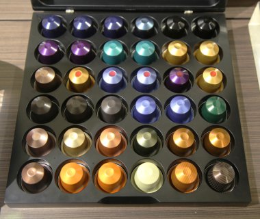new york deposunda nespresso kahve kapsül, çeşitli