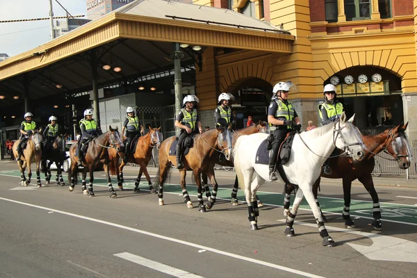 Victorian Police Mounted Branch Constables providing security during Australia Day Parade — Stock Photo, Image