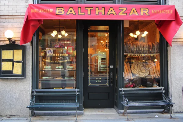Известный французский ресторан Balthazar в Сохо, Нью-Йорк — стоковое фото