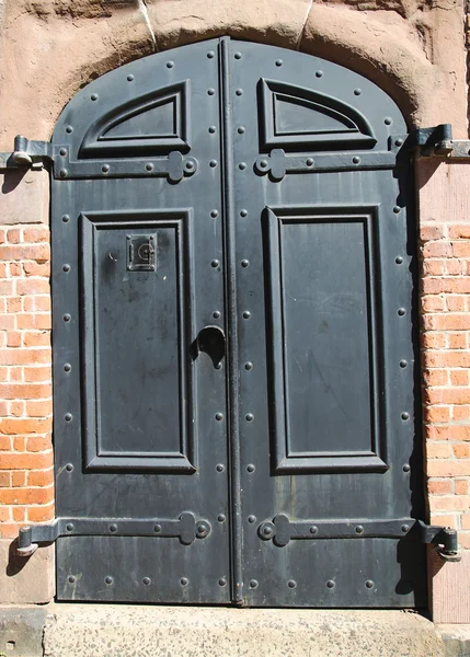 Vintage metalen deur — Stockfoto