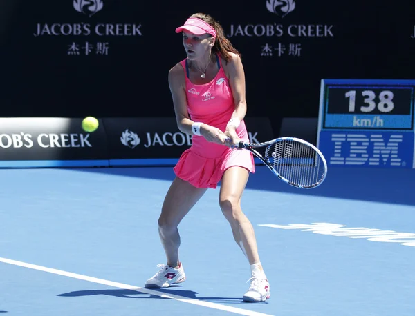 Joueur de tennis professionnel Agnieszka Radwanska de Pologne en action lors de son match quart de finale à l'Open d'Australie 2016 — Photo