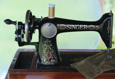 Singer dikiş makinesi