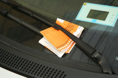 New York'ta araba ön cam üzerinde ihlali alıntının otopark yasadışı