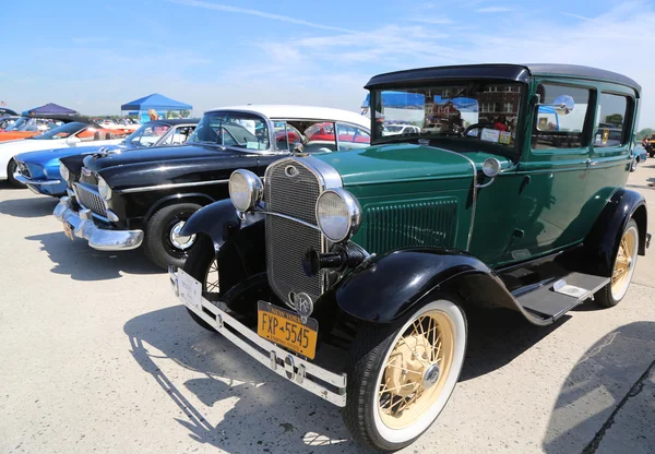 Historický 1931 Ford A na displeji v Brooklynském sdružení starožitných automobilů — Stock fotografie