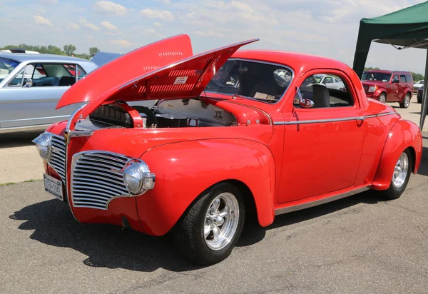 Historický 1941 Dodge na displeji v Brooklynském svazu asociace starověkým automobilem v Brooklynu — Stock fotografie