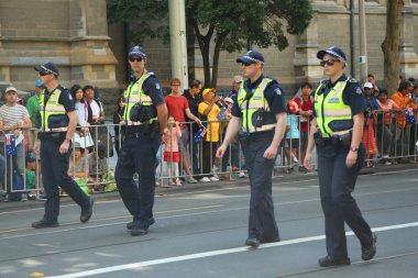 Victoria polis memur Melbourne Avustralya günü geçit töreni sırasında güvenliğin sağlanması 