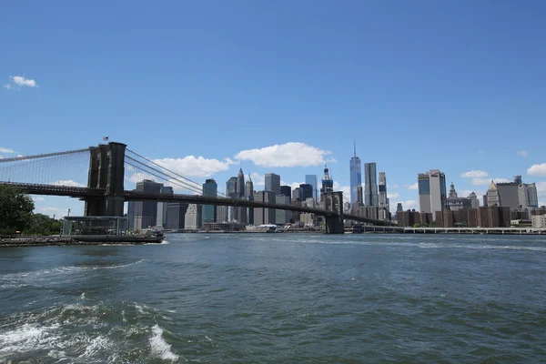 Berühmte brooklyn bridge — Stockfoto