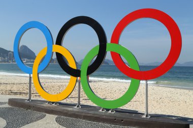 Rio de Janeiro Copacabana Plajı'nda olimpik halka