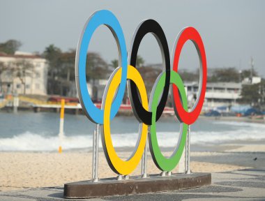 Rio de Janeiro Copacabana Plajı'nda olimpik halka