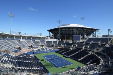 Billie Jean King Ulusal Tenis Merkezi'nde yeni inşa Grandstand Stadyumu Bize Açık için hazır