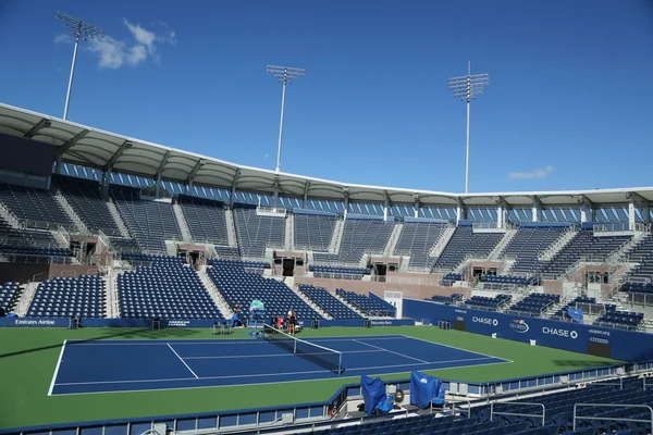 Nybyggda GrandStand Stadium på Billie Jean King National Tennis Center redo för oss öppna — Stockfoto