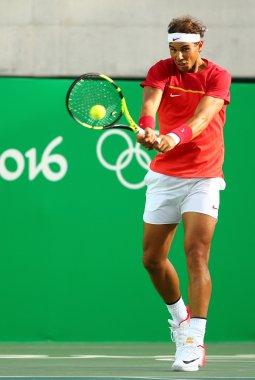 Yarı final Rio 2016 Olimpiyat Oyunları Olimpiyat Şampiyonu İspanya Rafael Nadal eylem sırasında erkekler tekler