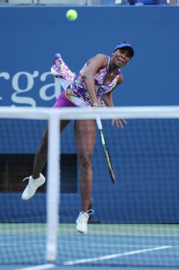 Grand Slam şampiyonu Venus Williams bize açık 2016 onun ilk yuvarlak maç sırasında eylem 