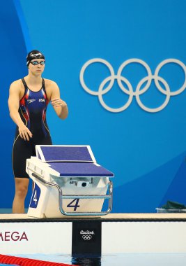 Olimpiyat şampiyonu ABD'li Katie Ledecky, Rio 2016 Olimpiyat Oyunları Bayanlar 800 metre serbest stil müsabakası öncesi