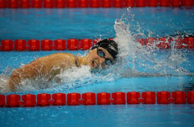 Olimpiyat şampiyonu ABD'li Katie Ledecky, Rio 2016 Olimpiyat Oyunları'nda Bayanlar 800 metre serbest te yarışıyor 