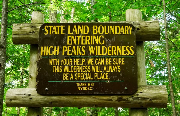 Keene New York August 2020 Sign High Peaks Wilderness Area — Stock Photo, Image