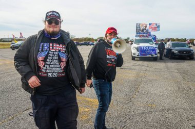 BROOKLYN, NEW YORK - 1 Kasım 2020: Başkan Trump destekçileri Brooklyn, New York 'ta düzenlenen 2020 Ulusal Trump Günü mitingine katıldı