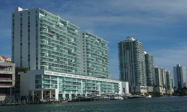 Sunny Isles Beach Florida Styczeń 2021 Luksusowe Apartamenty Sunny Isles — Zdjęcie stockowe