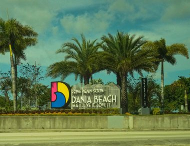 DANIA BEACH, FLORIDA - 4 HAZİRAN 2021: Florida Dania Beach. Dania Beach, ABD 'nin Florida eyaletinde yer alan bir şehirdir.