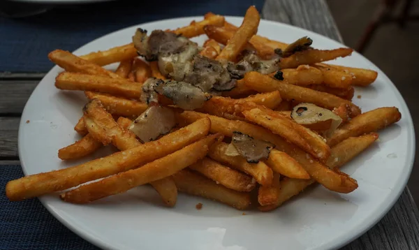 Λευκό Truffle Γαλλική Fries Πιάτο — Φωτογραφία Αρχείου