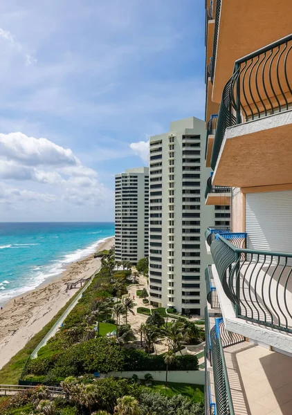 Riviera Beach Florida Апреля 2021 Luxury Condominiums Singer Island Остров — стоковое фото