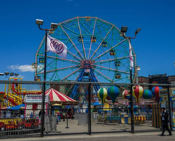 Brooklyn New York Maj 2021 Cudowne Koło Parku Rozrywki Coney — Zdjęcie stockowe