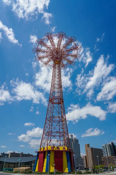 Torre Salto Paraquedas Famoso Marco Coney Island Brooklyn — Fotografia de Stock