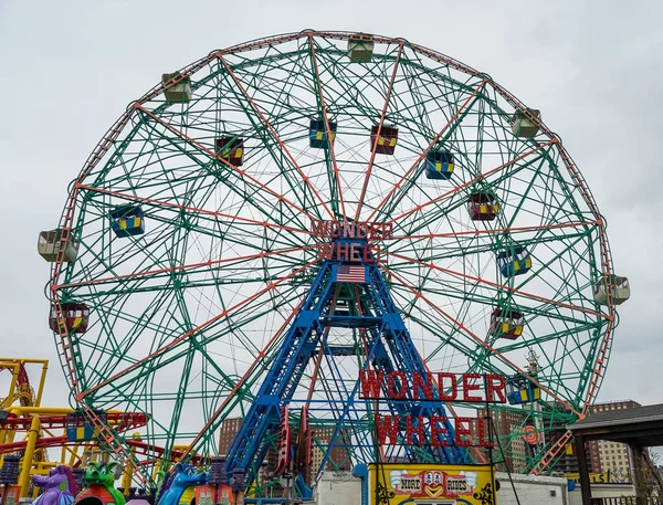 Brooklyn New York Maj 2021 Cudowne Koło Parku Rozrywki Coney — Zdjęcie stockowe