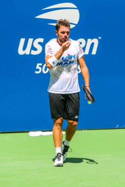 NEW YORK - 22 AĞUSTOS 2018: İsviçre Grand Slam Şampiyonu Stanislas Wawrinka Billie Jean King Ulusal Tenis Merkezi 'nde 2018 ABD Açık 