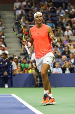 NEW YORK - 31 Ağustos 2018 tarihinde İspanya Grand Slam şampiyonu Rafael Nadal, Billie Jean King Ulusal Tenis Merkezi 'nde oynanan 2018 ABD Açık karşılaşmasının ardından zaferini kutladı.