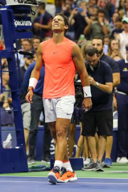 NEW YORK - 31 Ağustos 2018 tarihinde İspanya Grand Slam şampiyonu Rafael Nadal, Billie Jean King Ulusal Tenis Merkezi 'nde oynanan 2018 ABD Açık karşılaşmasının ardından zaferini kutladı.