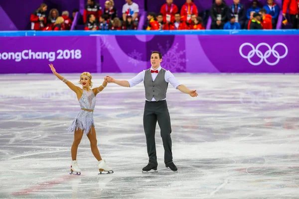 Gangneung Південна Корея Лютого 2018 Олімпійські Чемпіони Олена Савченко Бруно — стокове фото