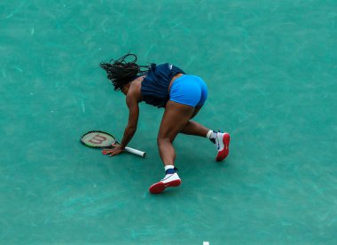 Rio De Janeiro, Brezilya - 7 Ağustos 2016: Olimpiyat Şampiyonu Serena Williams Amerika Birleşik Devletleri singles ilk turu maç sırasında eylem Rio 2016 Olimpiyat Oyunları, Olympic Tennis Centre '
