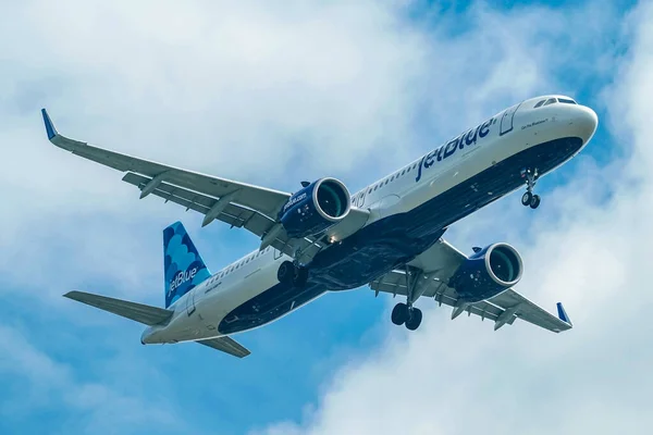 New York August 2021 Jetblue Latest Airbus A321Neo Descending Landing — Stock Photo, Image